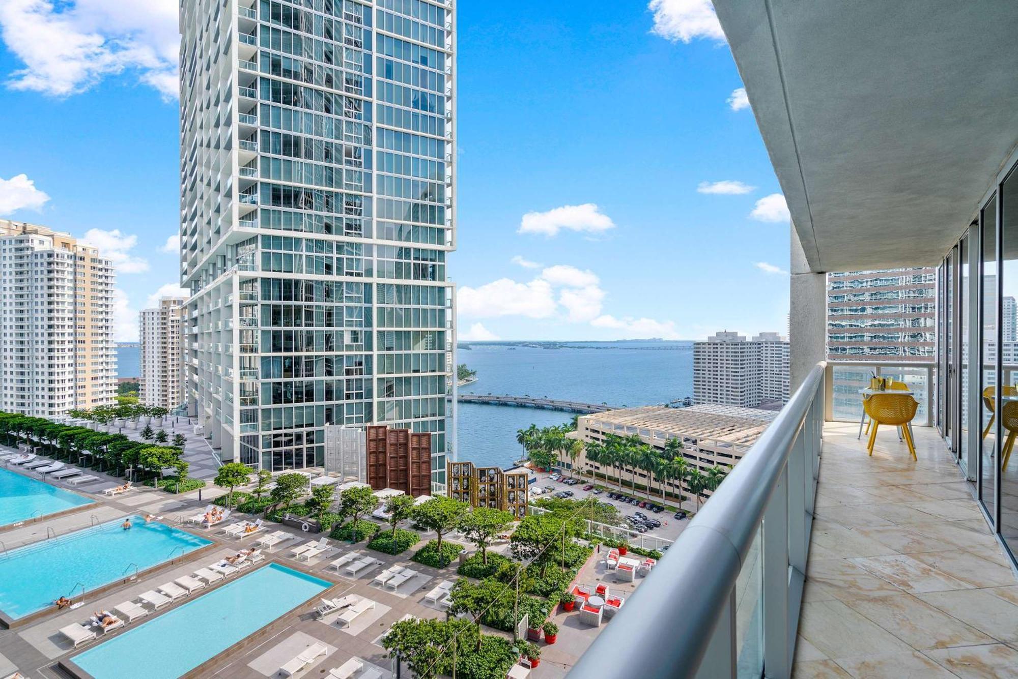 Mvr - Luxury Tower With Views Apartment